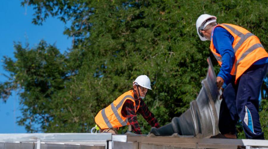 Expert top industrial roofings services in Ixonia, WI